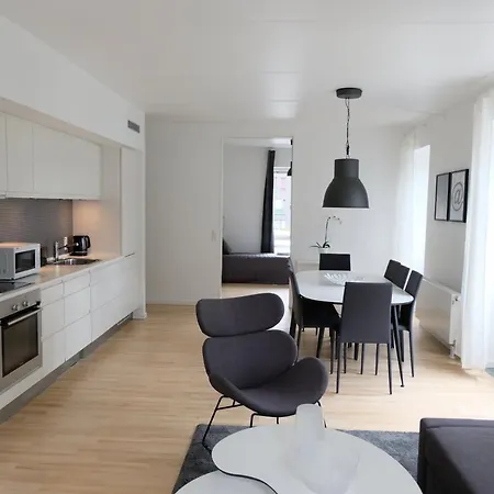 Three Bedroom In S, Cf Mllers Alle 56 *